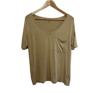 KYTE BABY Small V-neck Pocket Bamboo Tee Oat Casual Sustainable Relaxed